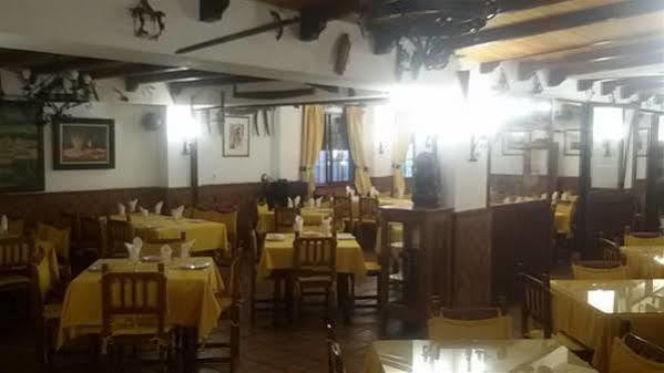 Hotel Restaurante Calderon Arcos de la Frontera Exterior foto